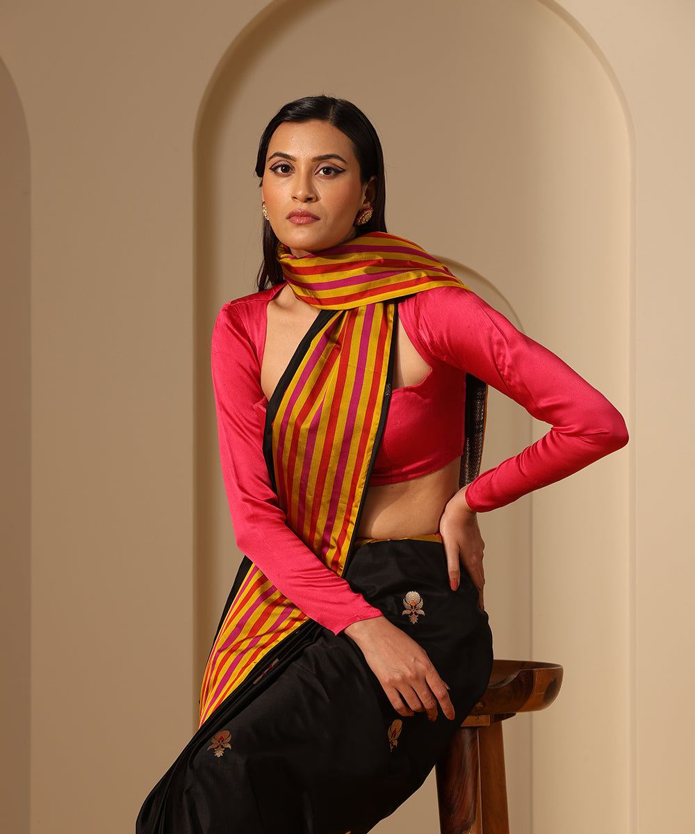 Black_Handloom_Pure_Satin_Silk_Banarasi_Saree_With_Mustard_And_Red_Striped_Border_WeaverStory_01