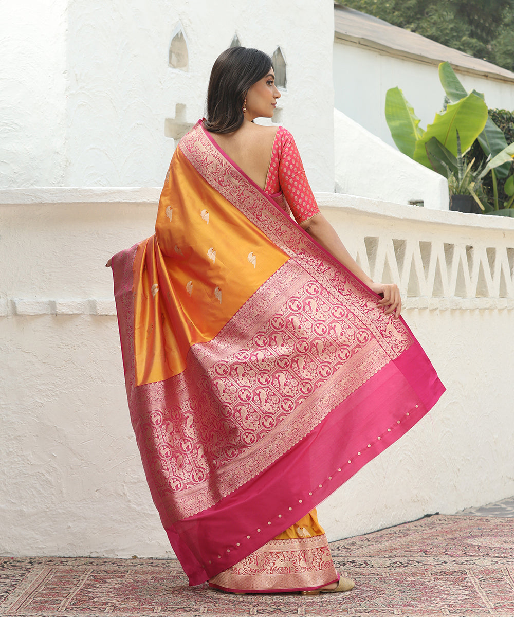 Mustard_Handloom_Pure_Katan_Silk_Banarasi_Saree_With_Red_Shikargah_Border_WeaverStory_03