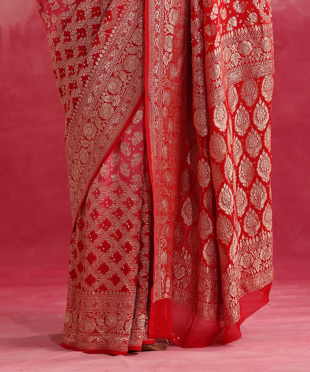 Handloom_Pink_And_Red_Ombre_Dyed_Pure_Georgette_Banarasi_Bandhej_Saree_WeaverStory_04