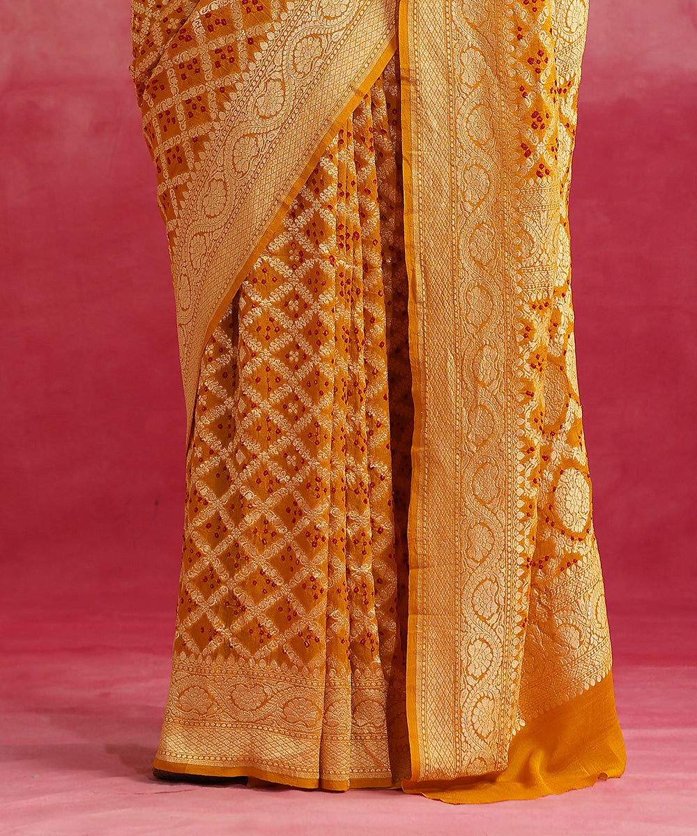 Mustard_Handloom_Pure_Georgette_Banarasi_Bandhej_Saree_With_Cutwork_Jaal_WeaverStory_04