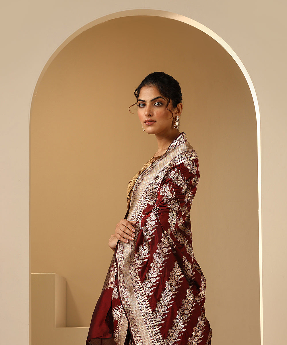 Maroon_Handloom_Pure_Katan_Silk_Banarasi_Saree_With_Aada_Jaal_WeaverStory_01