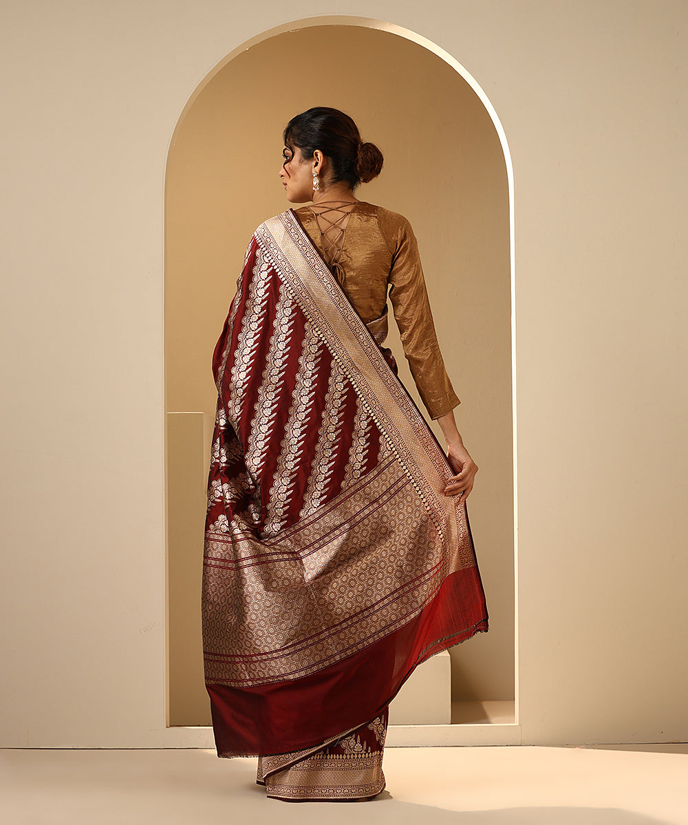 Maroon_Handloom_Pure_Katan_Silk_Banarasi_Saree_With_Aada_Jaal_WeaverStory_03