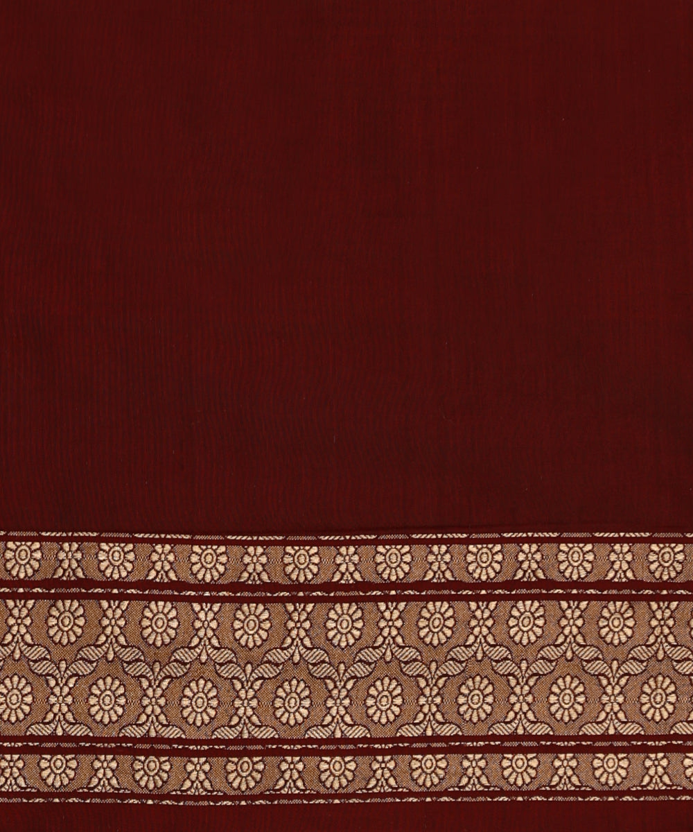 Maroon_Handloom_Pure_Katan_Silk_Banarasi_Saree_With_Aada_Jaal_WeaverStory_05