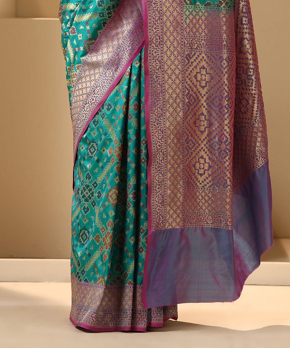Handloom_Teal_Pure_Katan_Silk_Banarasi_Patola_Saree_With_Meenakari_WeaverStory_04
