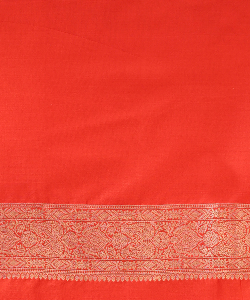 Handloom_Orange_Pure_Katan_Silk_Tanchoi_Banarasi_Saree_With_Zari_Booti_WeaverStory_05