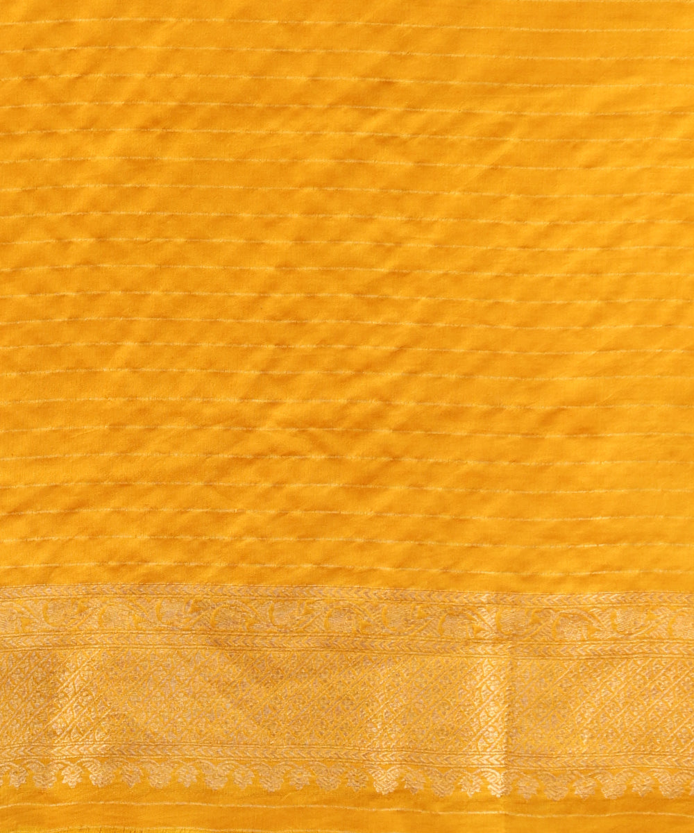Mustard_Handloom_Pure_Katan_Silk_Zari_Wasket_Banarasi_Saree_With_Circular_Motifs_WeaverStory_05