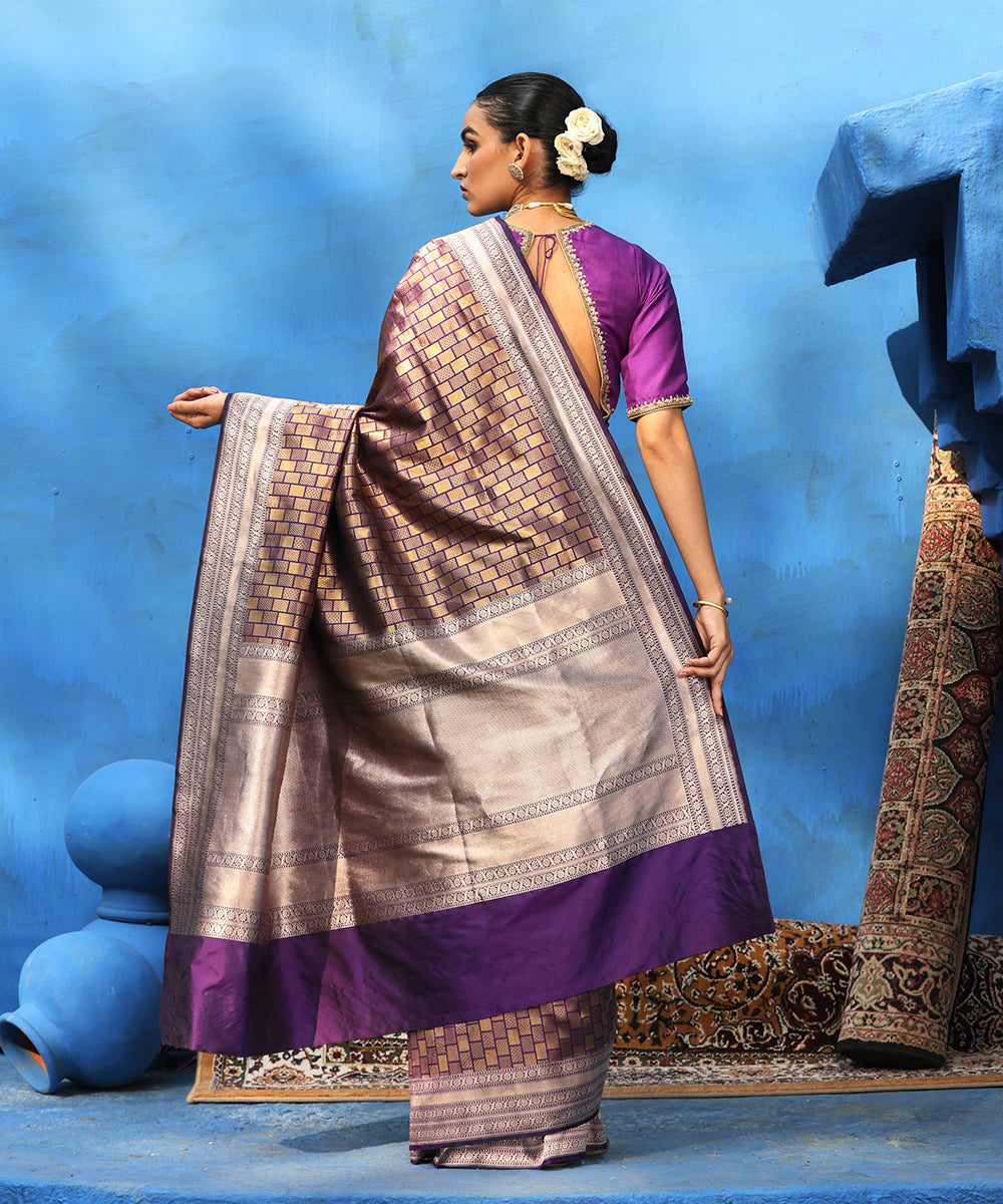 Purple_Handloom_Pure_Katan_Silk_Antique_Zari_Kimkhab_Banarasi_Saree_WeaverStory_03