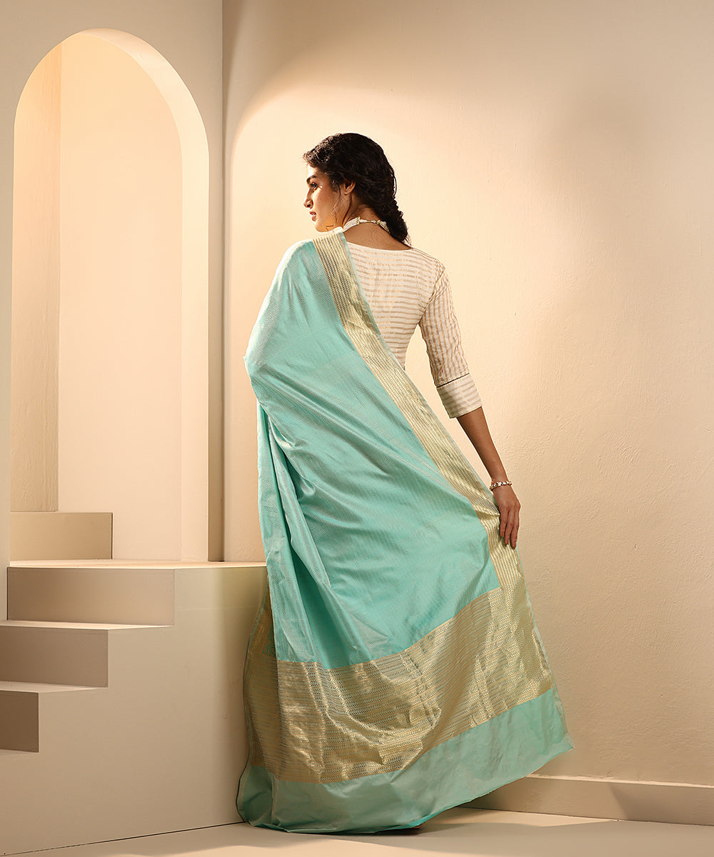 Sea_Green_Handloom_Pure_Mashroo_Silk_Tanchoi_Banarasi_Saree_With_Tanzeb_Border_WeaverStory_03