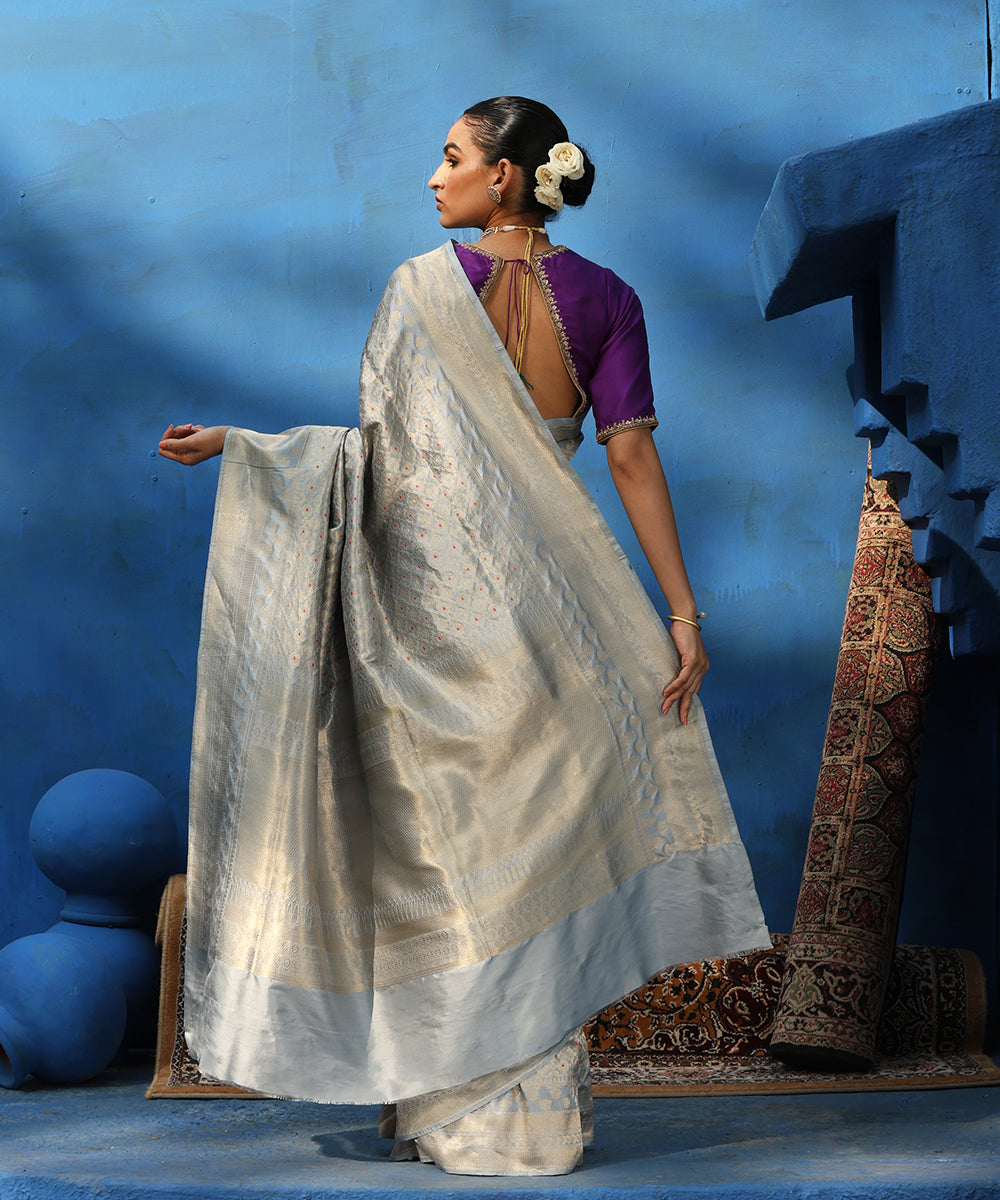 Grey_Handloom_Pure_Katan_Silk_Kimkhab_Banarasi_Saree_With_Meenakari_WeaverStory_03