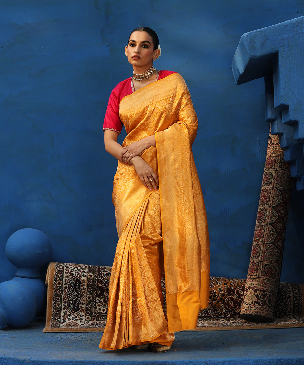 Mustard_Handloom_Pure_Katan_Silk_Kimkhab_Banarasi_Saree_With_Antique_Zari_WeaverStory_02
