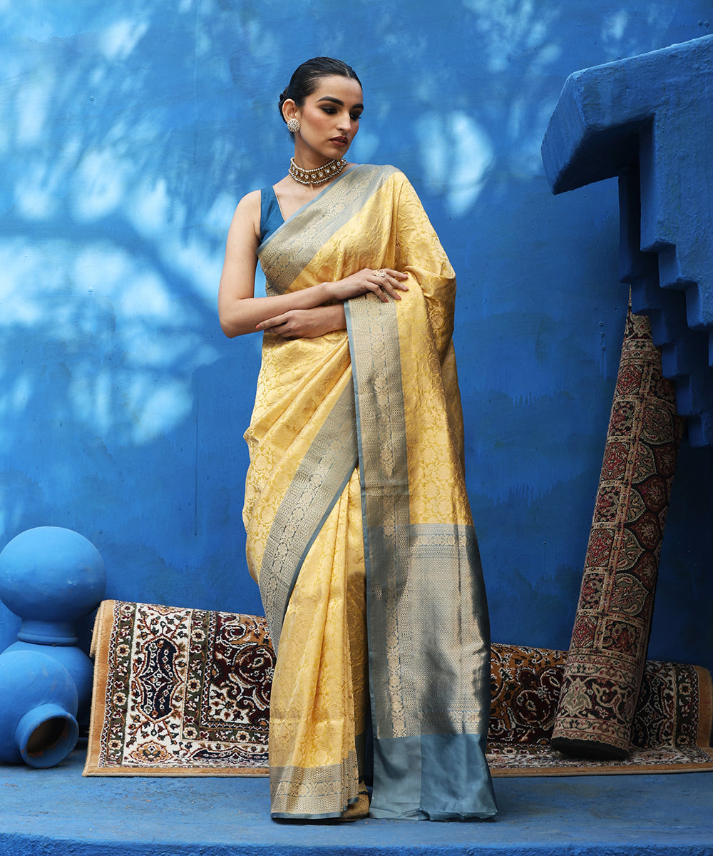 Light_Green_Handloom_Pure_Katan_Silk_Kimkhab_Saree_With_Grey_Border_WeaverStory_02
