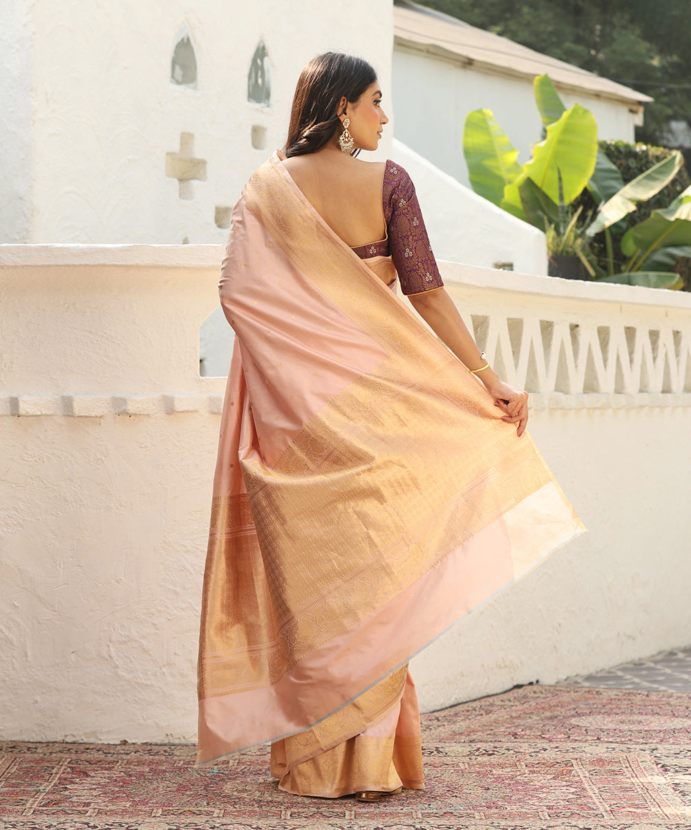 Handloom_Pink_Pure_Katan_Silk_Banarasi_Saree_With_Kadhwa_Booti_And_Border_WeaverStory_03