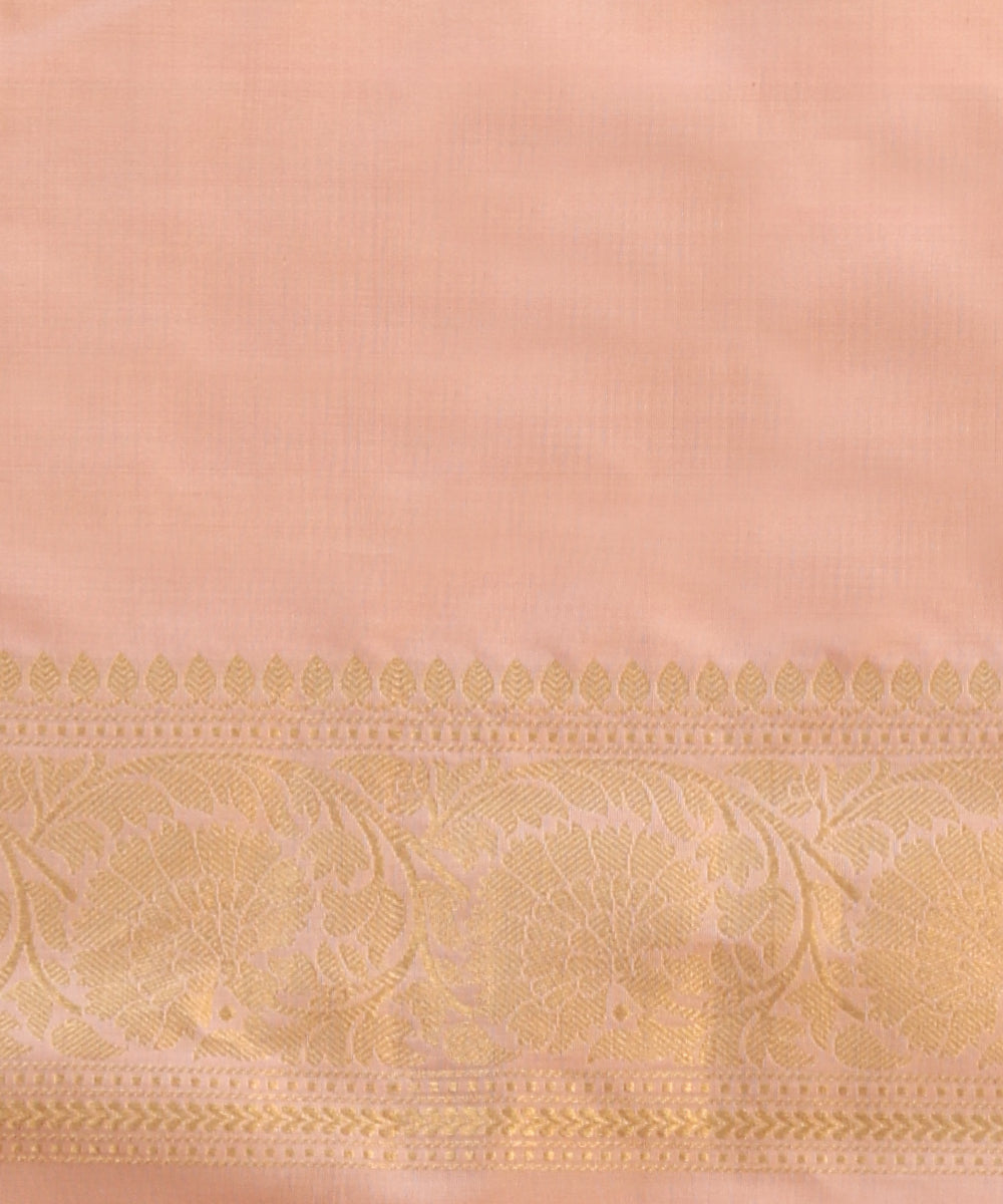Handloom_Pink_Pure_Katan_Silk_Banarasi_Saree_With_Kadhwa_Booti_And_Border_WeaverStory_05