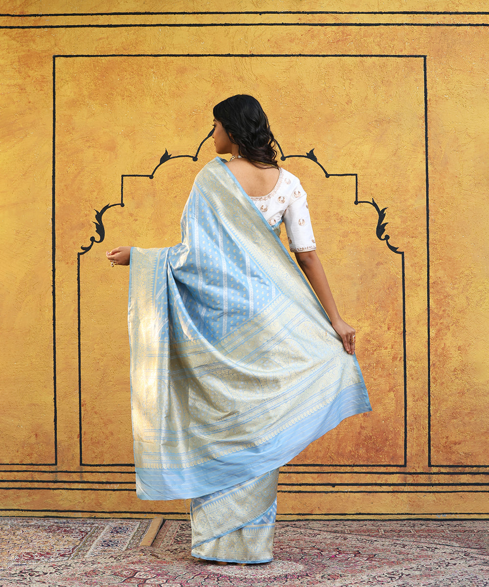 Pigeon_Blue_Handloom_Pure_Katan_Silk_Banarasi_Saree_With_Diagonal_Bel_WeaverStory_03