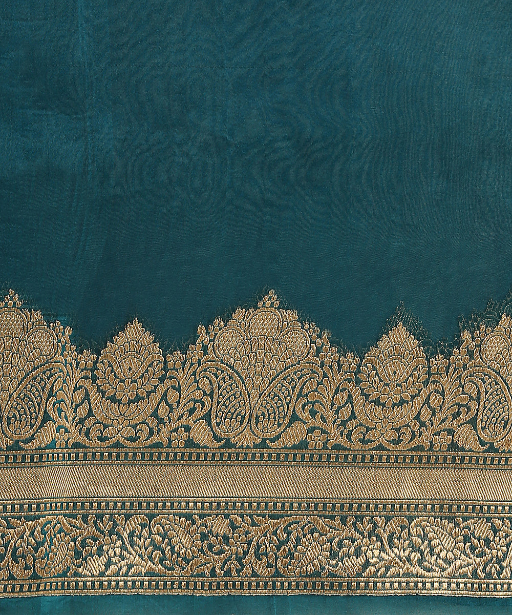 Handloom_Teal_Blue_Pure_Organza_Silk_Banarasi_Saree_With_Gold_Zari_Border_And_Kadhwa_Boota_WeaverStory_06