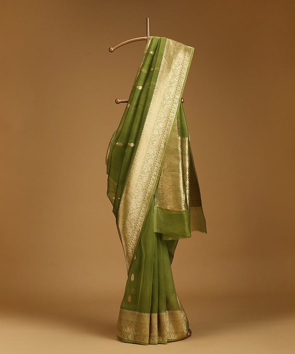 Henna_Green_Handloom_Pure_Organza_Silk_Banarasi_Saree_With_Gold_Zari_Border_And_Kadhwa_Boota_WeaverStory_01