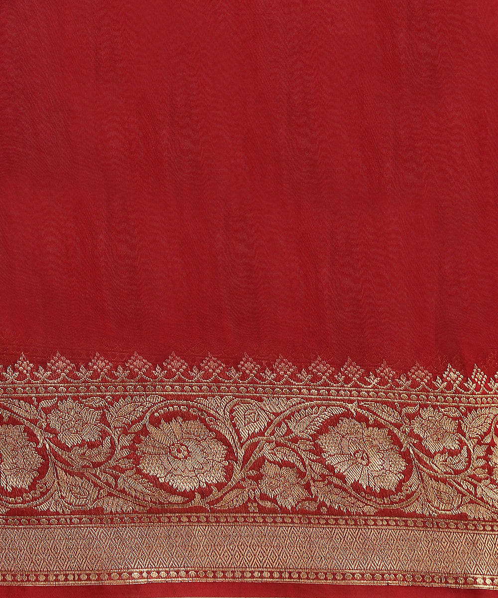 Maroon_Handloom_Pure_Organza_Silk_Banarasi_Saree_With_Gold_Zari_Border_And_Kadhwa_Boota_WeaverStory_06