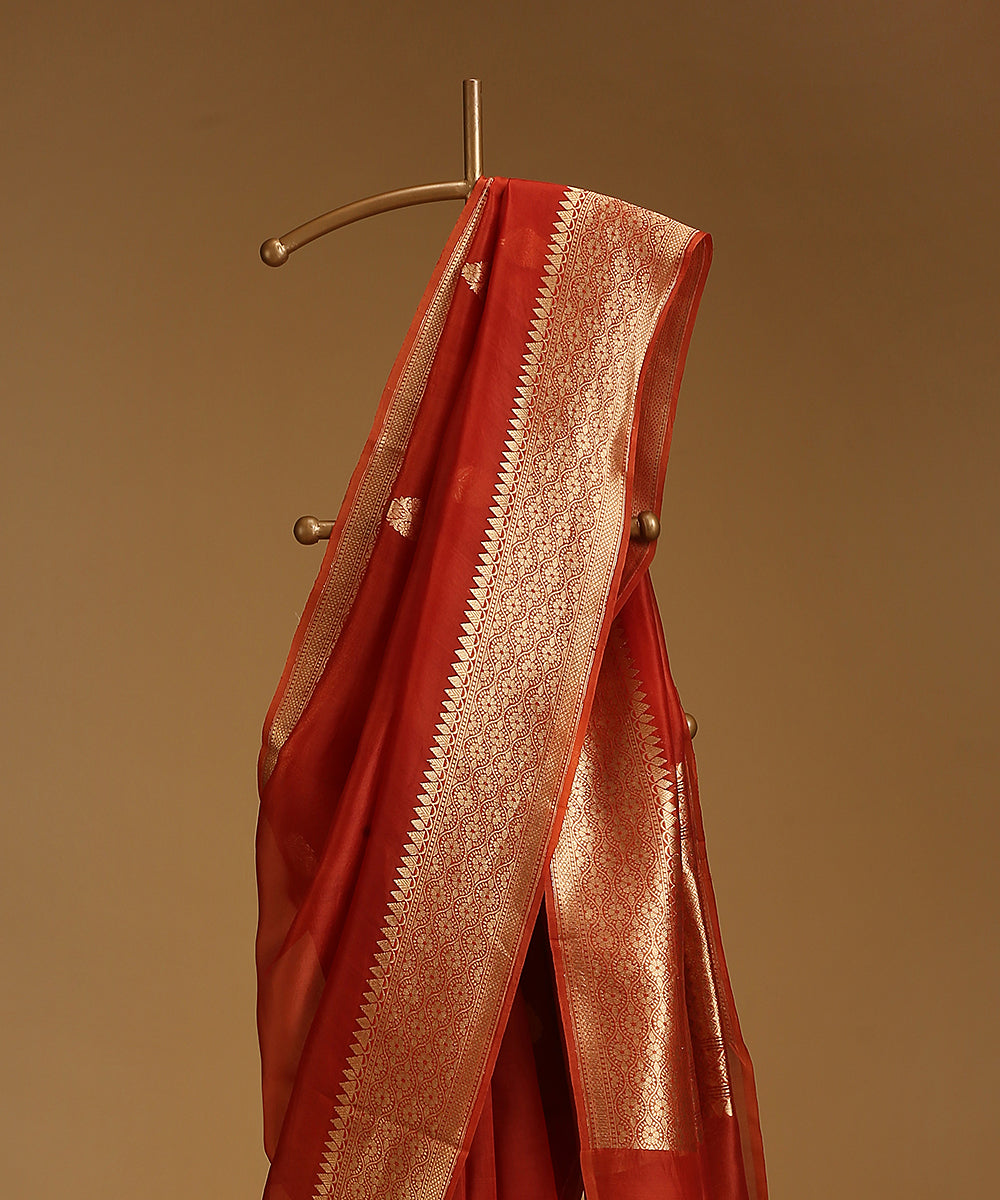 Handloom_Rust_Pure_Organza_Silk_Banarasi_Saree_With_Gold_Zari_Border_And_Kadhwa_Boota_WeaverStory_02