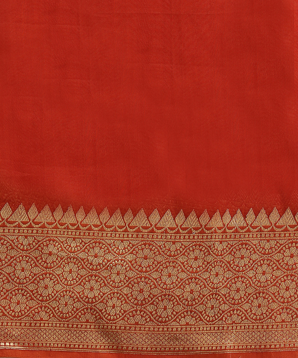 Handloom_Rust_Pure_Organza_Silk_Banarasi_Saree_With_Gold_Zari_Border_And_Kadhwa_Boota_WeaverStory_06