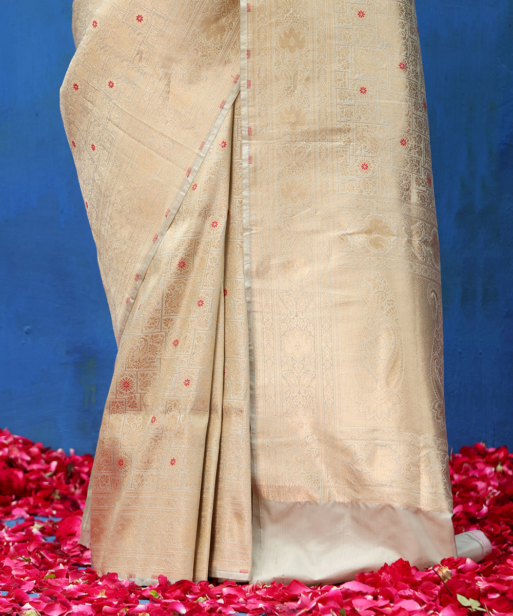 Light_Pistachio_Green_Handloom_Pure_Katan_Silk_Zari_Tanchoi_Banarasi_Saree_With_Meenakari_WeaverStory_04