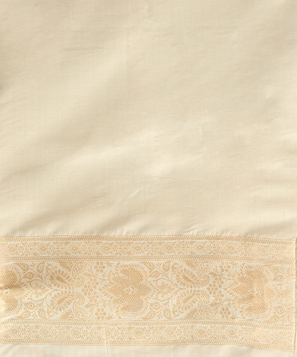 Light_Pistachio_Green_Handloom_Pure_Katan_Silk_Zari_Tanchoi_Banarasi_Saree_With_Meenakari_WeaverStory_05