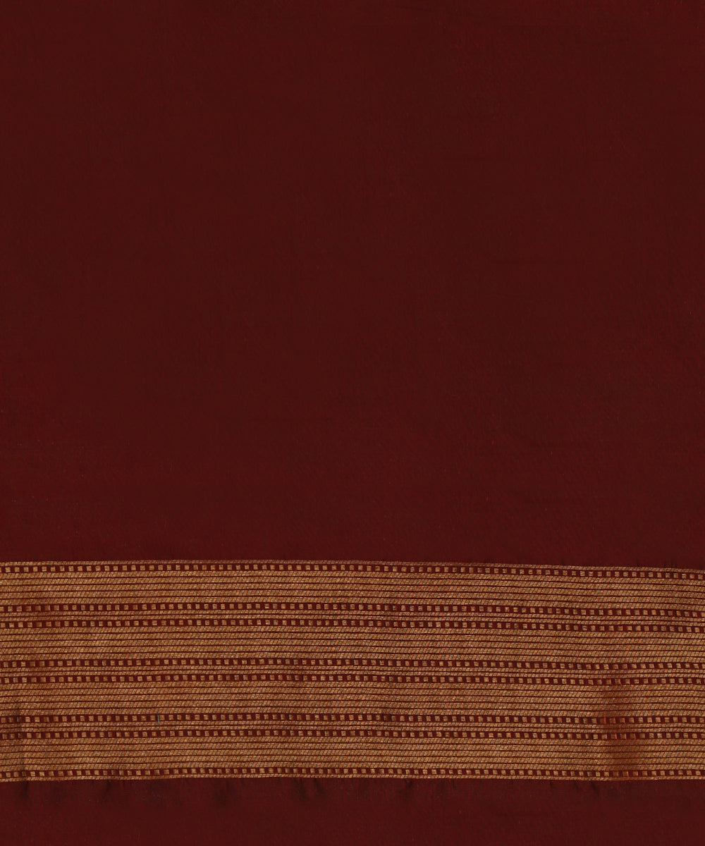 Purple_And_Copper_Handloom_Pure_Tissue_Zari_Tanchoi_Saree_With_Sona_Rupa_Border_WeaverStory_05