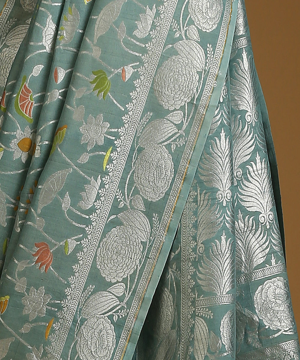 Handloom_Pastel_Green_Pure_Tusser_Georgette_Banarasi_Saree_With_All_Over_Flowers_WeaverStory_04