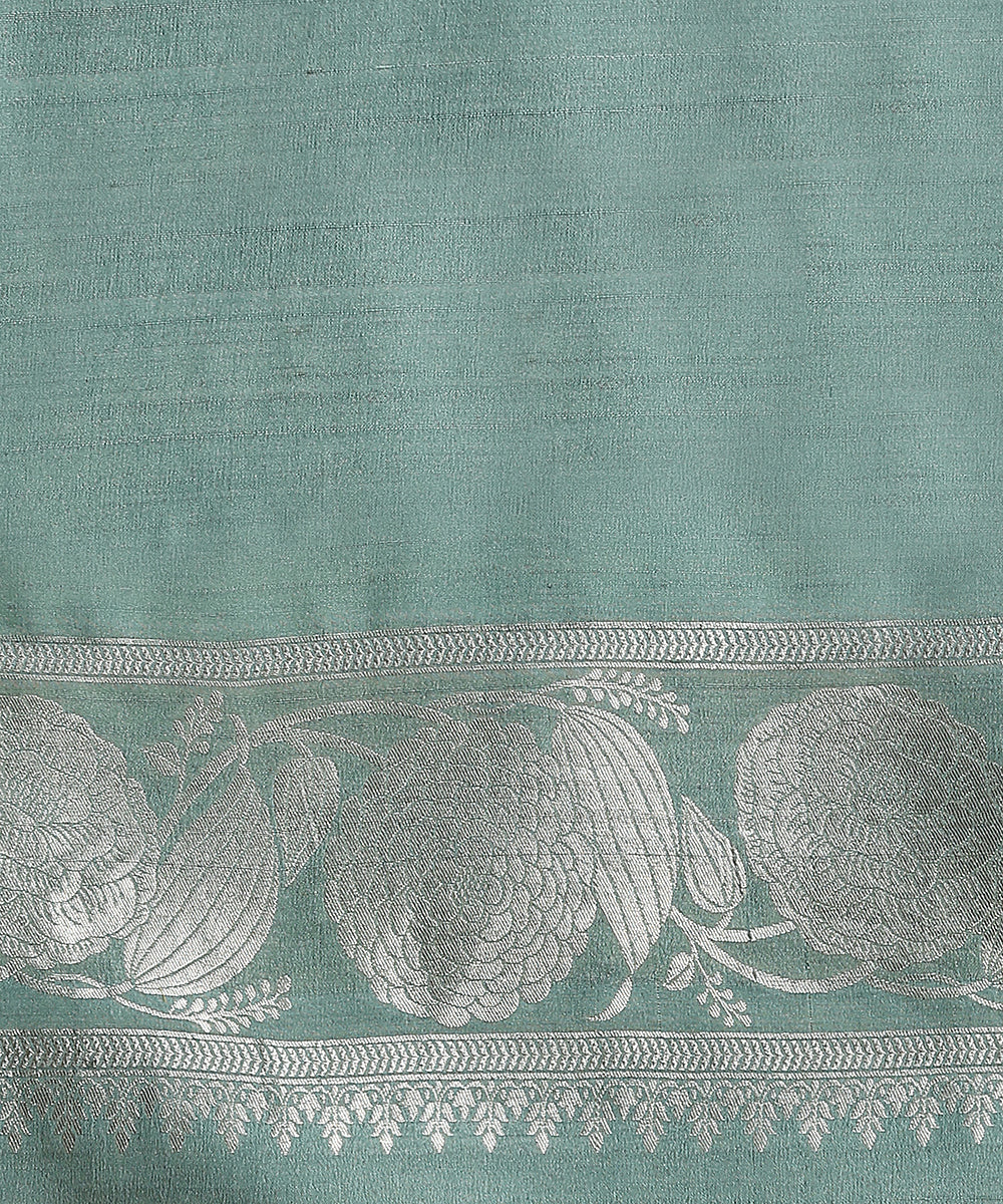 Handloom_Pastel_Green_Pure_Tusser_Georgette_Banarasi_Saree_With_All_Over_Flowers_WeaverStory_06