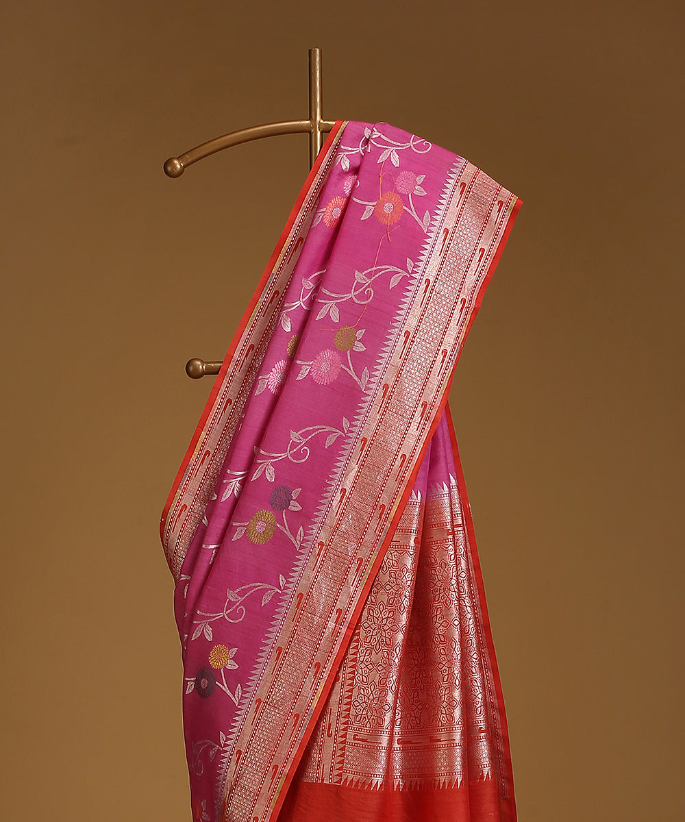 Pink_And_Red_Handloom_Pure_Tusser_Georgette_Banarasi_Saree_With_Flower_Motifs_WeaverStory_02
