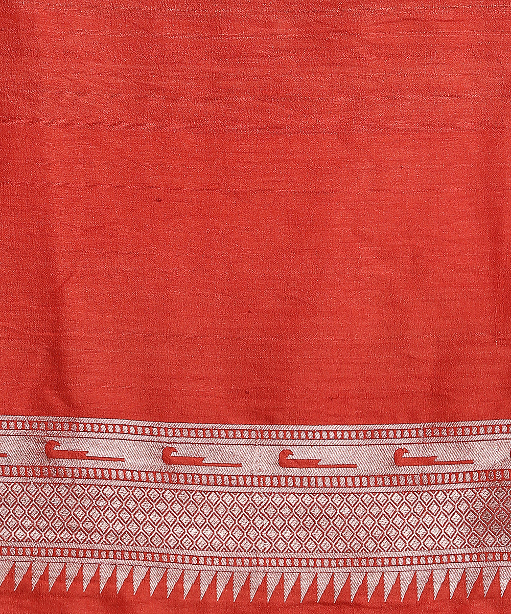Pink_And_Red_Handloom_Pure_Tusser_Georgette_Banarasi_Saree_With_Flower_Motifs_WeaverStory_06