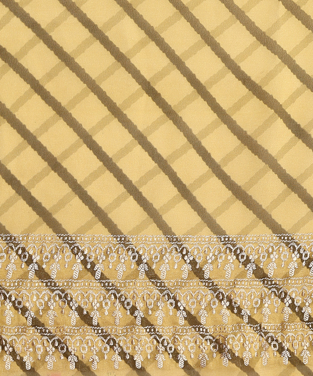 Yellow_Handloom_Pure_Georgette_Banarasi_Saree_With_Floral_Ajrakh_Print_WeaverStory_05