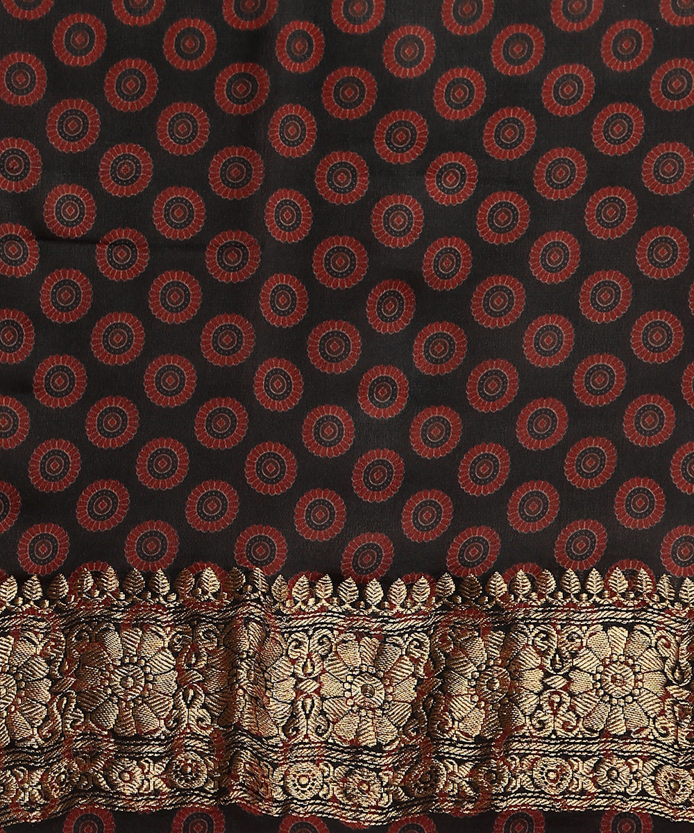 Indigo_Blue_Handloom_Pure_Georgette_Banarasi_Saree_With_Ajrakh_Print_WeaverStory_05