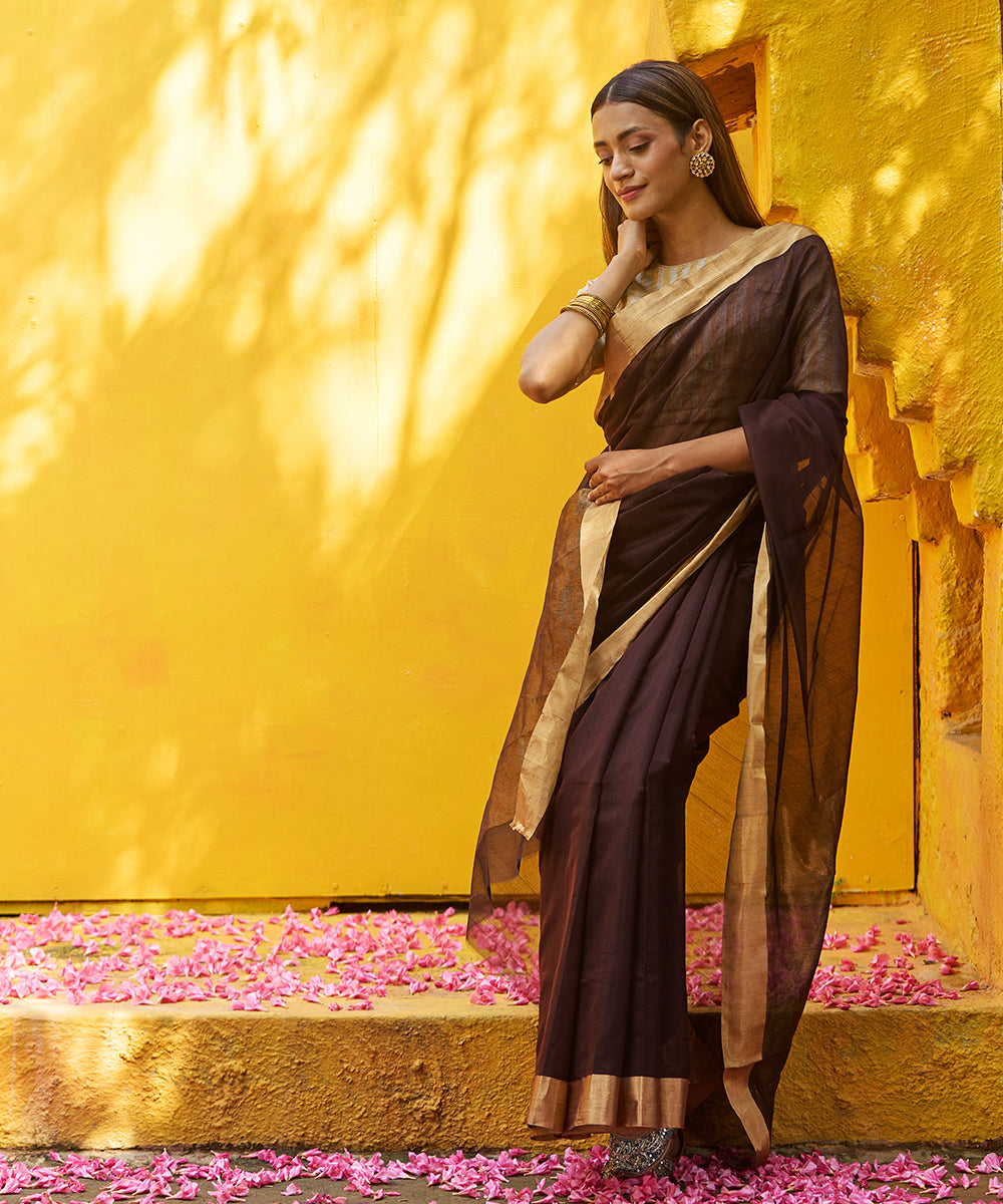 Handloom_Coke_Brown_Pure_Cotton_Silk_Chanderi_Saree_With_Gold_Zari_Border_WeaverStory_02