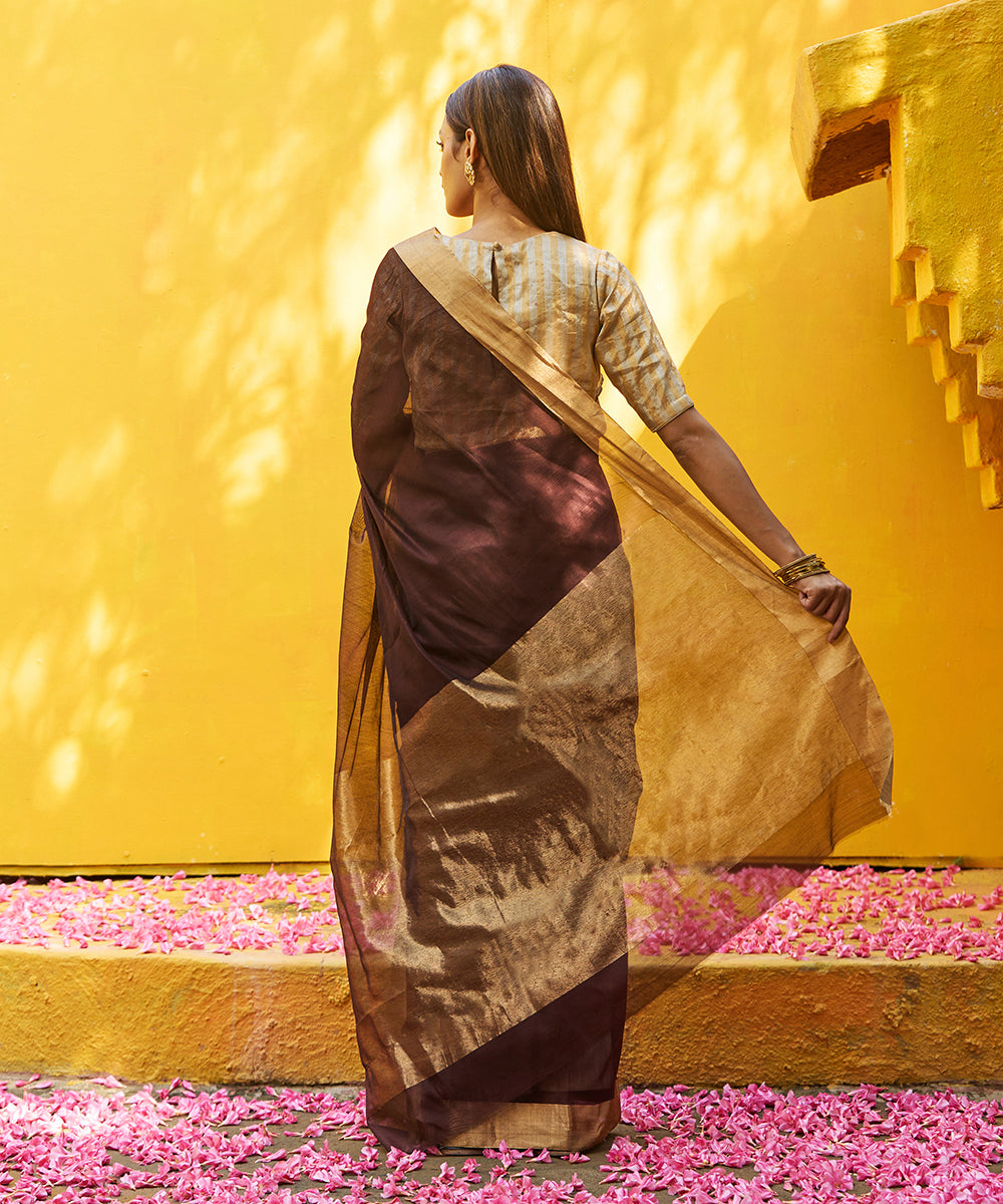 Handloom_Coke_Brown_Pure_Cotton_Silk_Chanderi_Saree_With_Gold_Zari_Border_WeaverStory_03