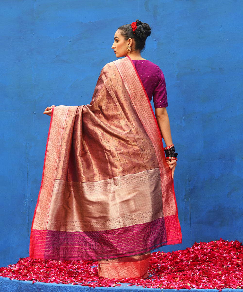 Wine_Handloom_Pure_Katan_Silk_Zari_Tanchoi_Banarasi_Saree_With_Pink_Border_WeaverStory_03