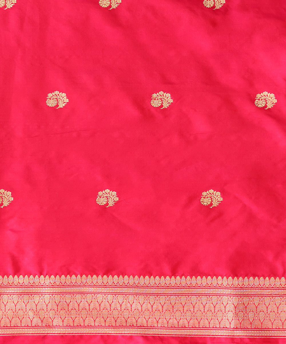 Wine_Handloom_Pure_Katan_Silk_Zari_Tanchoi_Banarasi_Saree_With_Pink_Border_WeaverStory_05