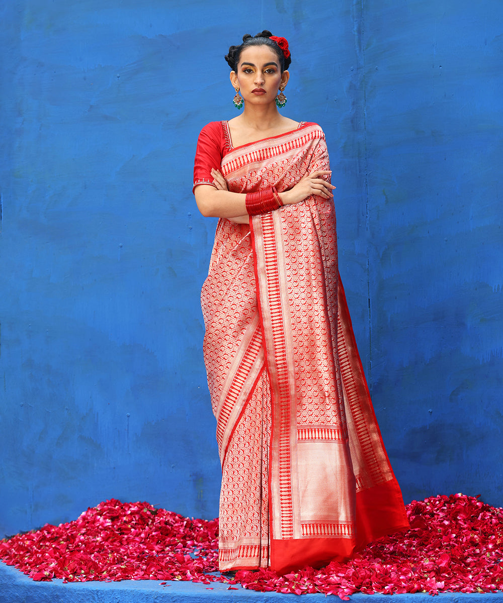 Handloom_Red_Pure_Katan_Silk_Brocade_Banarasi_Saree_With_Paisleys_WeaverStory_02