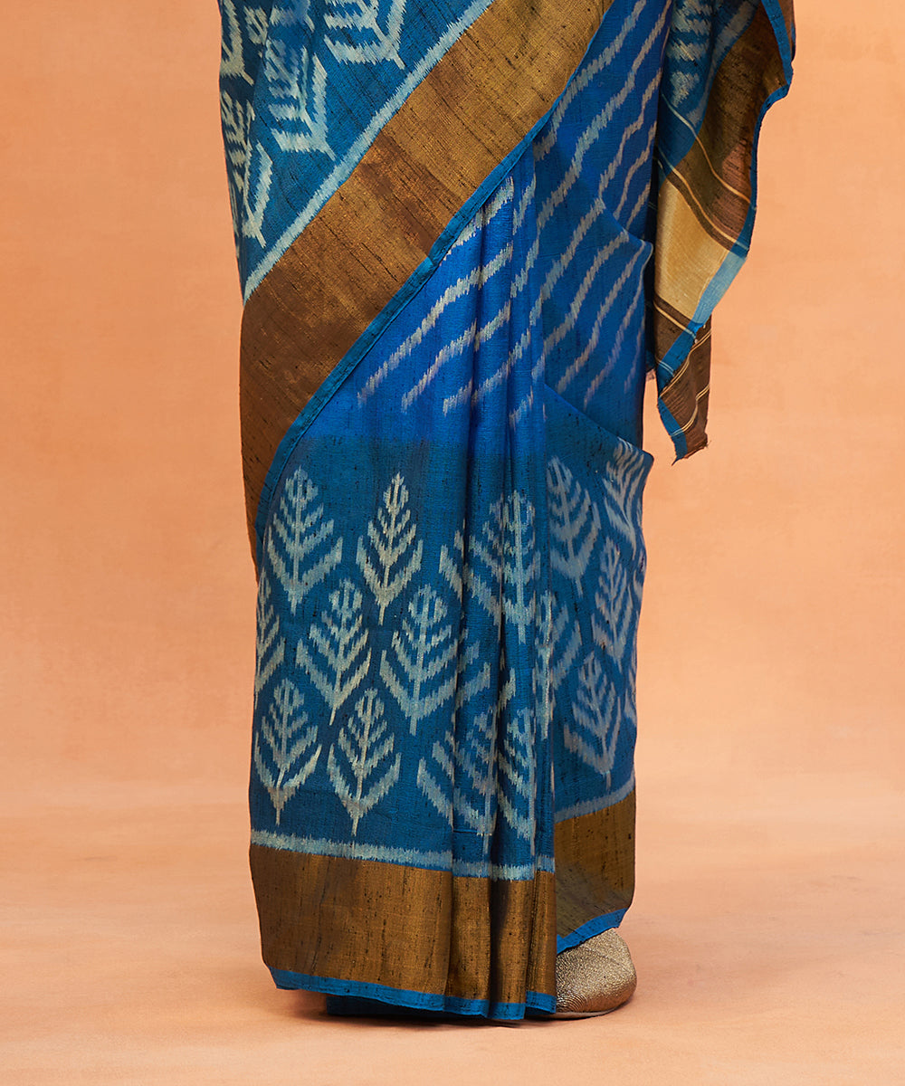 Handloom_Teal_Blue_Pure_Raw_Silk_Ikat_Patola_Saree_With_Zari_Border_WeaverStory_04