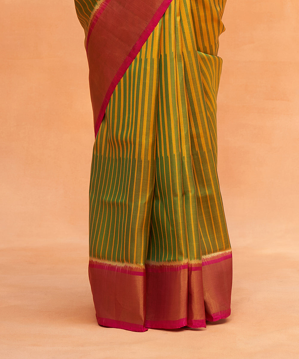 Handloom_Yellow_And_Green_Pure_Mulberry_Silk_Ikat_Patola_Saree_With_Zari_Border_WeaverStory_04