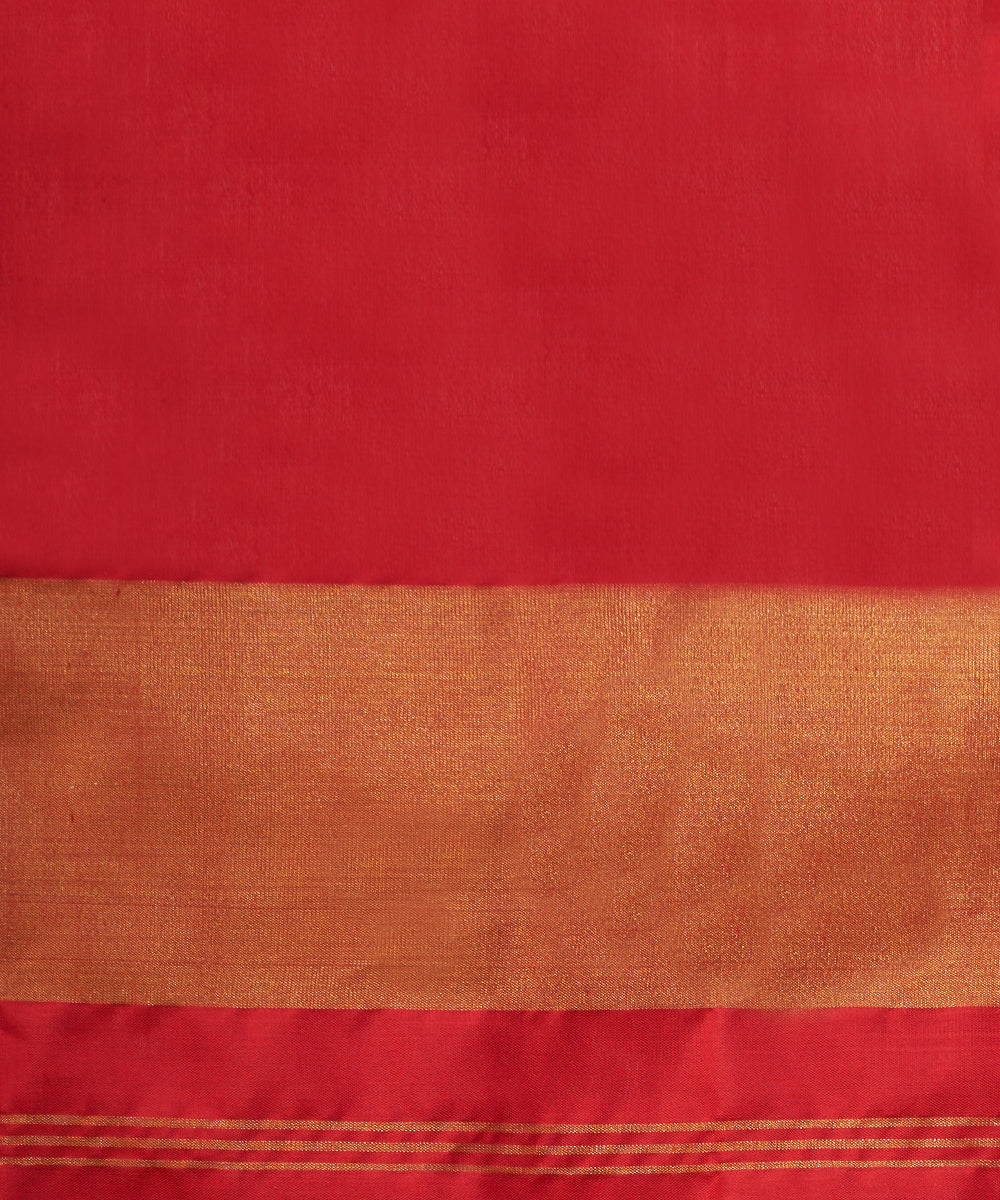 Maroon_And_Green_Handloom_Pure_Mulberry_Silk_Ikat_Patola_Saree_With_Zari_Border_WeaverStory_05