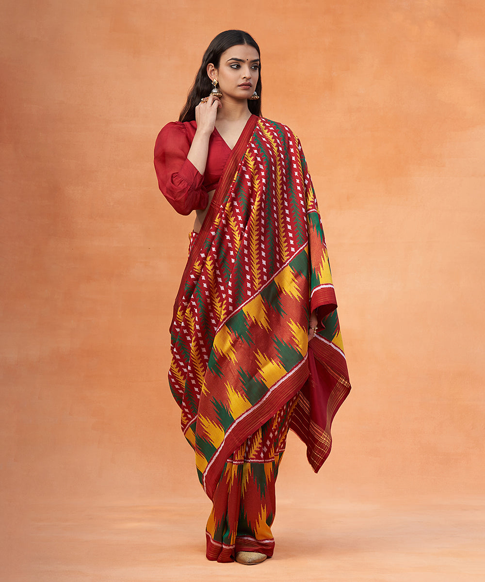 Black_Tissue_Weft_Twill_Weaver_Pure_Mulberry_Silk_Ikat_Patola_Saree_With_Red_Palla_WeaverStory_02