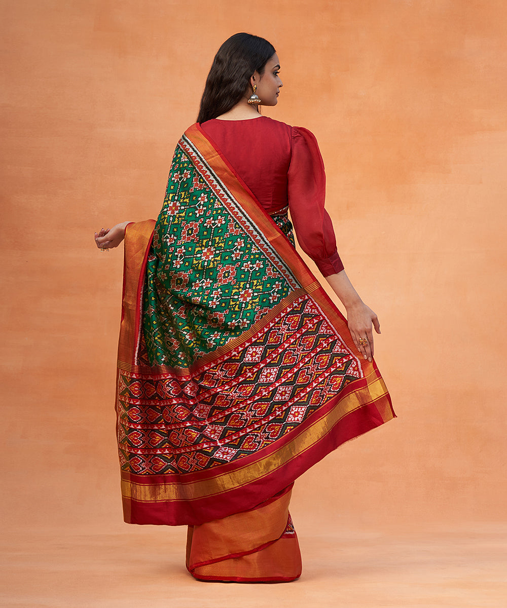 Green_Handloom_Pure_Mulberry_Silk_Ikat_Patola_Saree_With_Yellow_And_Green_Geometrical_Pattern_WeaverStory_03