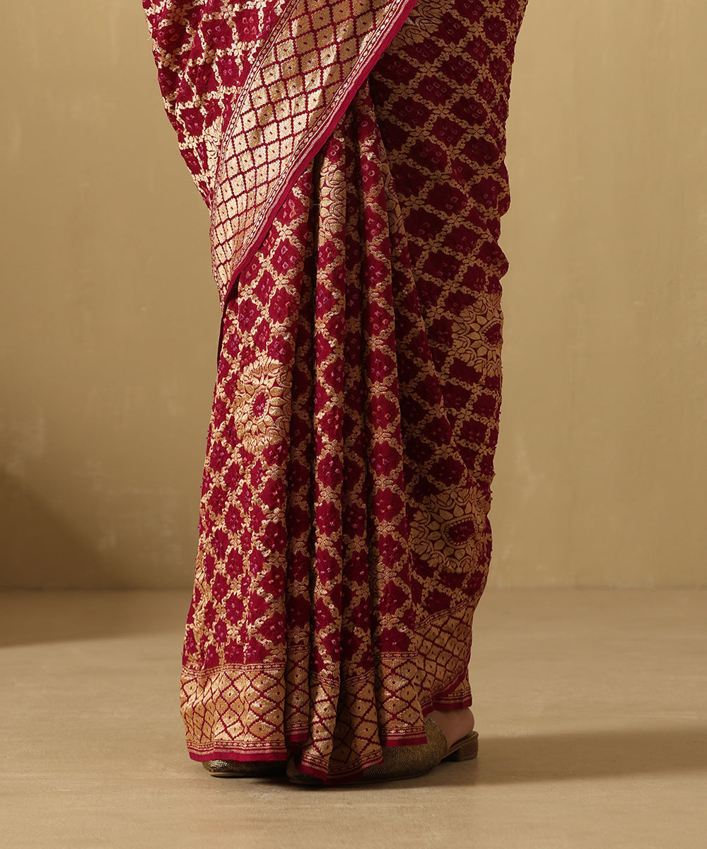 Plum_Handloom_Pure_Georgette_Banarasi_Bandhej_Saree_With_Zari_Jaal_WeaverStory_04