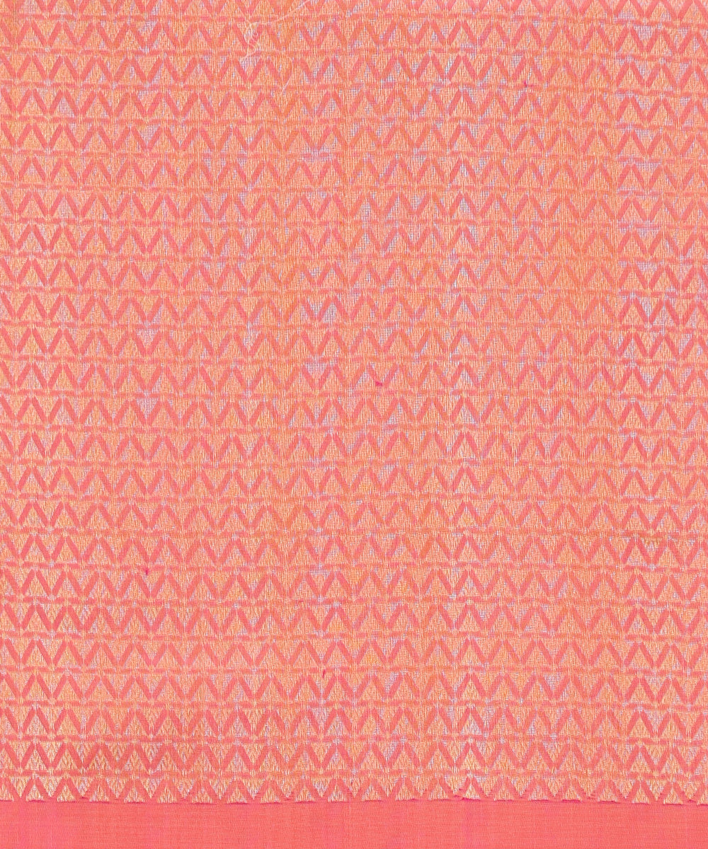 Pink_Dual_Tone_Handloom_Pure_Katan_Silk_Kadhwa_Banarasi_Saree_With_Konia_Palla_WeaverStory_05