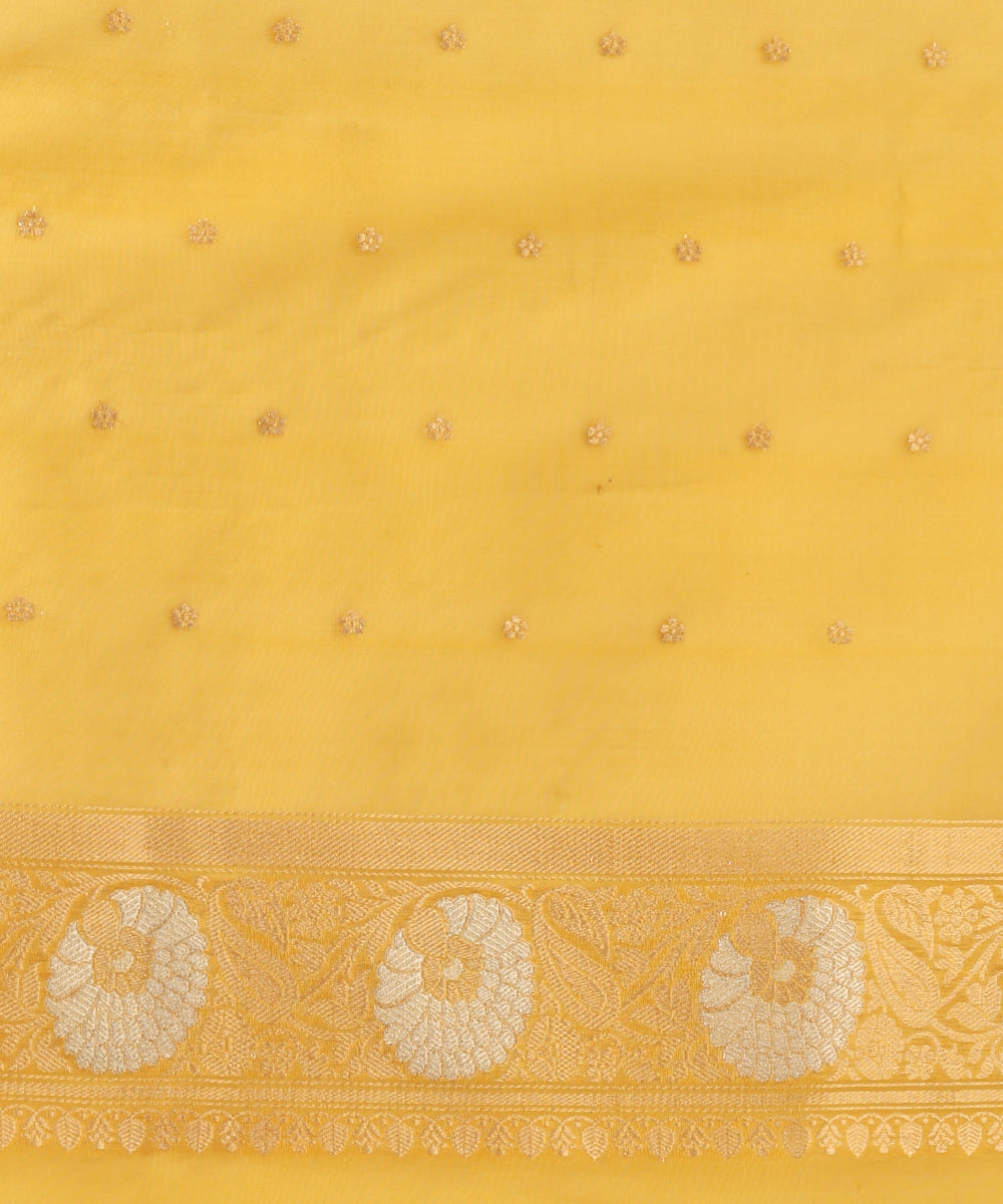 Mustard_Handloom_Pure_Kora_Silk_Banarasi_Saree_With_Sona_Rupa_Booti_And_Floral_Border_WeaverStory_05