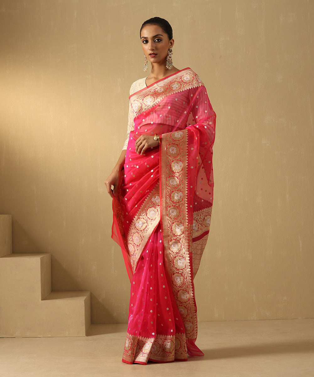 Handloom_Hot_Pink_Pure_Kora_Silk_Banarasi_Saree_With_Sona_Rupa_Booti_And_Floral_Border_WeaverStory_02