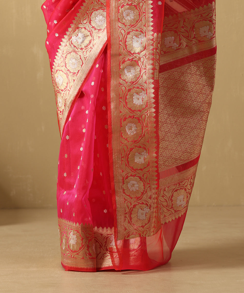 Handloom_Hot_Pink_Pure_Kora_Silk_Banarasi_Saree_With_Sona_Rupa_Booti_And_Floral_Border_WeaverStory_04