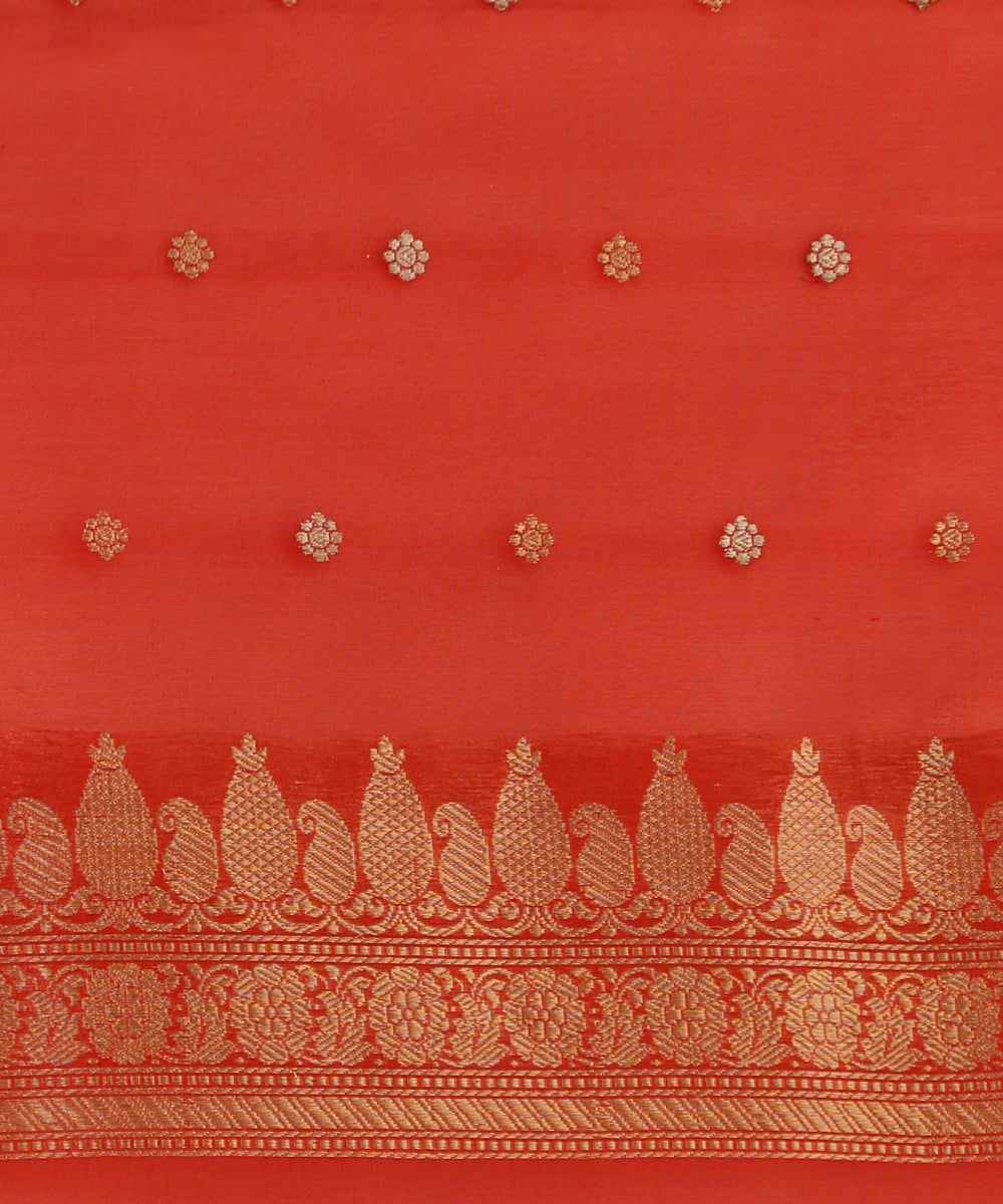 Red_Handloom_Pure_Kora_Silk_Banarasi_Saree_With_Sona_Rupa_Booti_And_Floral_Border_WeaverStory_05