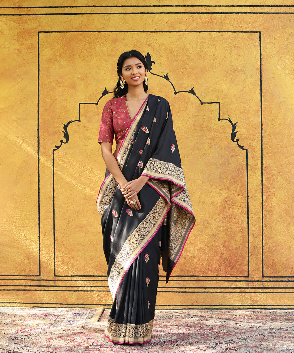 Handloom_Black_Pure_Katan_Silk_Banarasi_Saree_With_Meenakari_Boota_WeaverStory_02