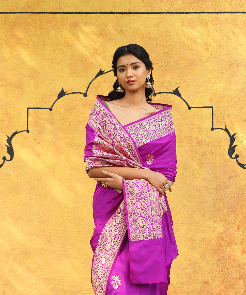 Purple_Handloom_Pure_Katan_Silk_Banarasi_Saree_With_Kadhwa_Boota_WeaverStory_01